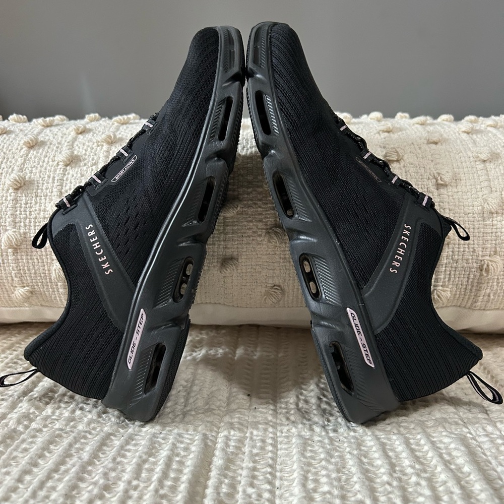 Skechers Black Casual Sneakers - Picture 2 of 8